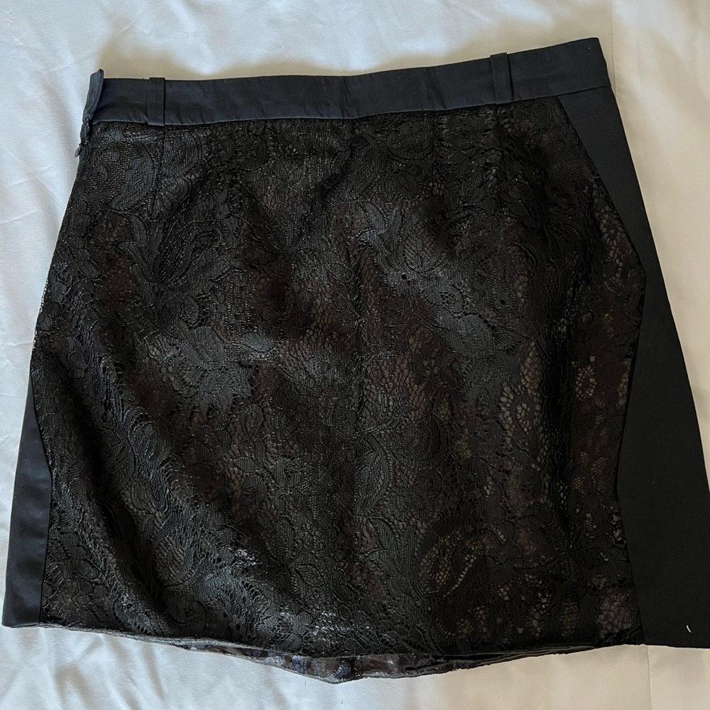 Balenciaga Black lace mini skirt - Picture 3 of 6